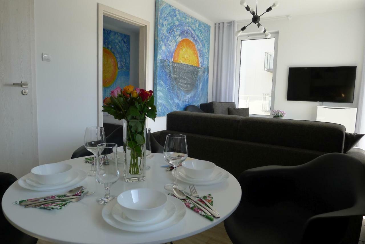 Impresja 42 Apartament Z Garazem Kolobrzeg Dış mekan fotoğraf